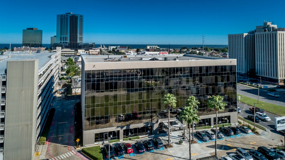 3510 N Causeway Blvd, Metairie, LA for lease - Building Photo - Image 2 of 14