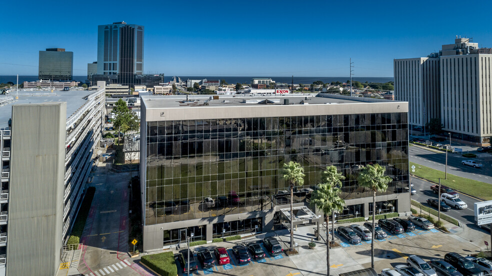 3510 N Causeway Blvd, Metairie, LA à louer - Photo du bâtiment - Image 1 de 14