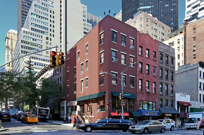 Plus de détails pour 127 E 39th St, New York, NY - Commerce de détail à louer