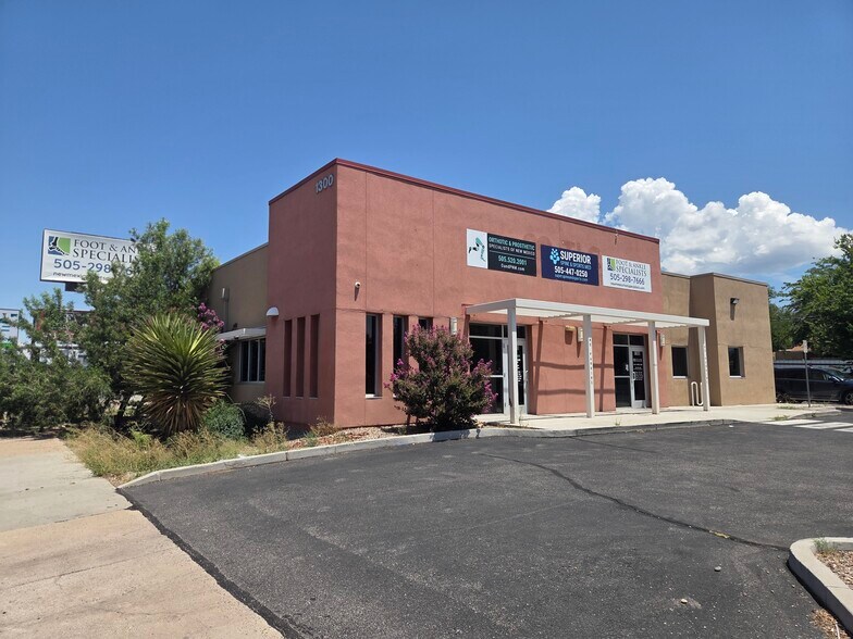 1300 Wyoming Blvd NE, Albuquerque, NM à vendre - Photo du bâtiment - Image 2 de 13