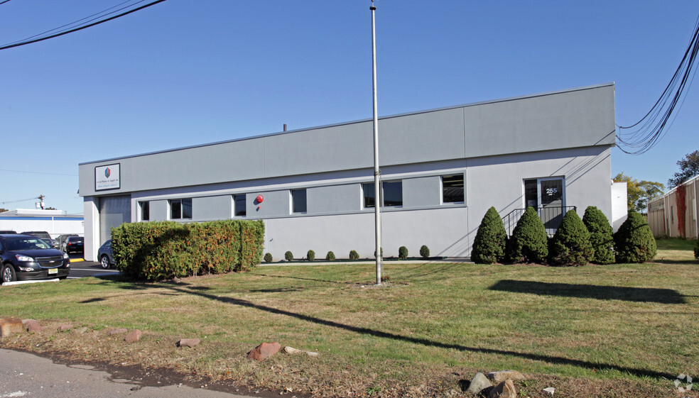 255 Highland Cross, Rutherford, NJ for lease - Building Photo - Image 3 of 5