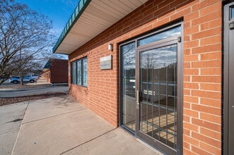 6128 Brookshire Blvd, Charlotte, NC for lease Interior Photo- Image 2 of 34