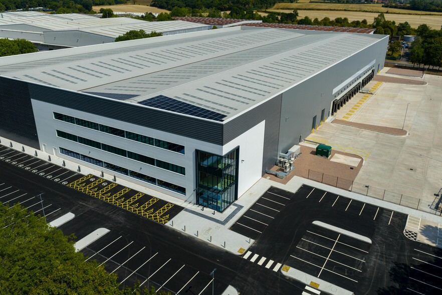 8A West Stone, Droitwich à louer - Photo du bâtiment - Image 2 de 6