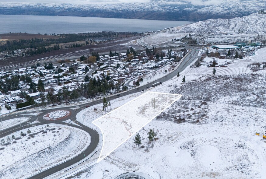 Glenrosa Rd, West Kelowna, BC à vendre - Photo principale - Image 1 de 3