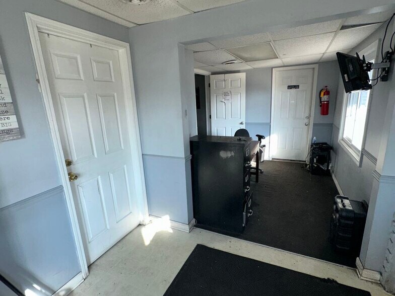13400 Gratiot Ave, Detroit, MI à vendre - Photo du bâtiment - Image 2 de 14