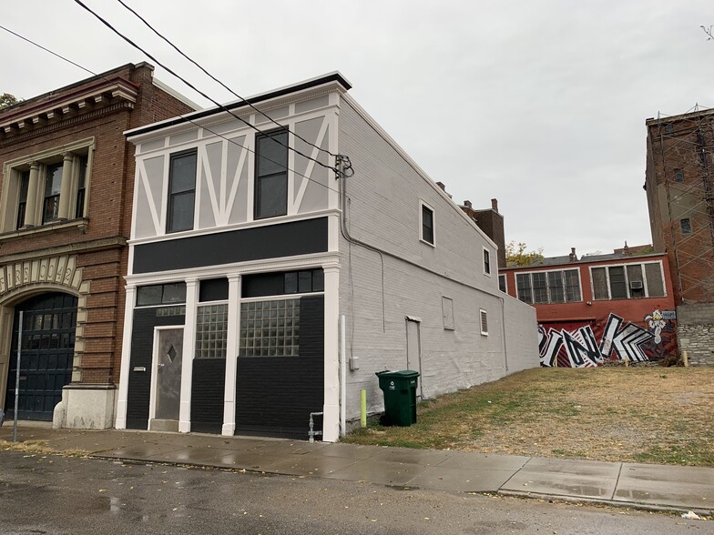 544 E 12th St, Cincinnati, OH for lease - Building Photo - Image 3 of 16