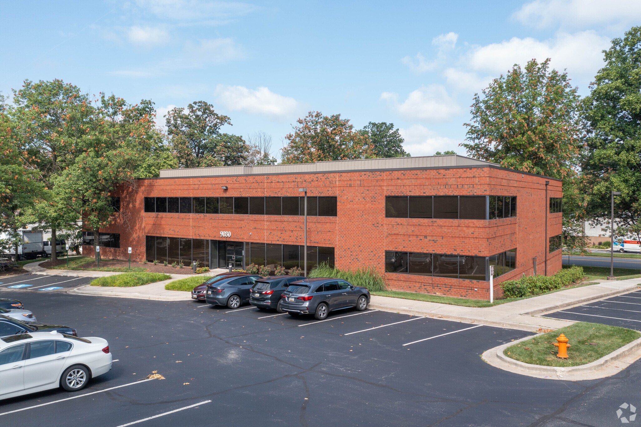 9030 Red Branch Rd, Columbia, MD à louer Photo du bâtiment- Image 1 de 6