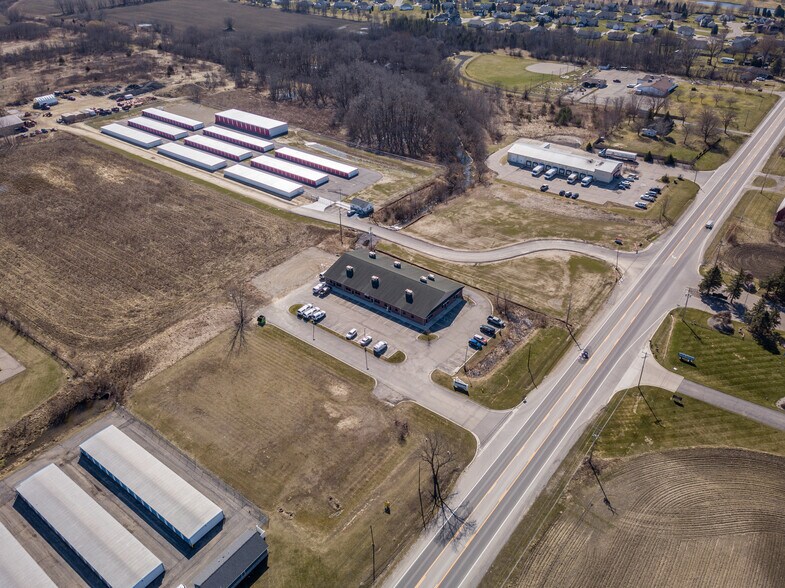 3390 N State Rd, Davison, MI à vendre - Photo du bâtiment - Image 2 de 61