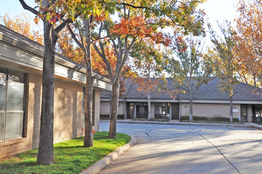 2932 NW 122nd St, Oklahoma City, OK for lease - Building Photo - Image 3 of 15