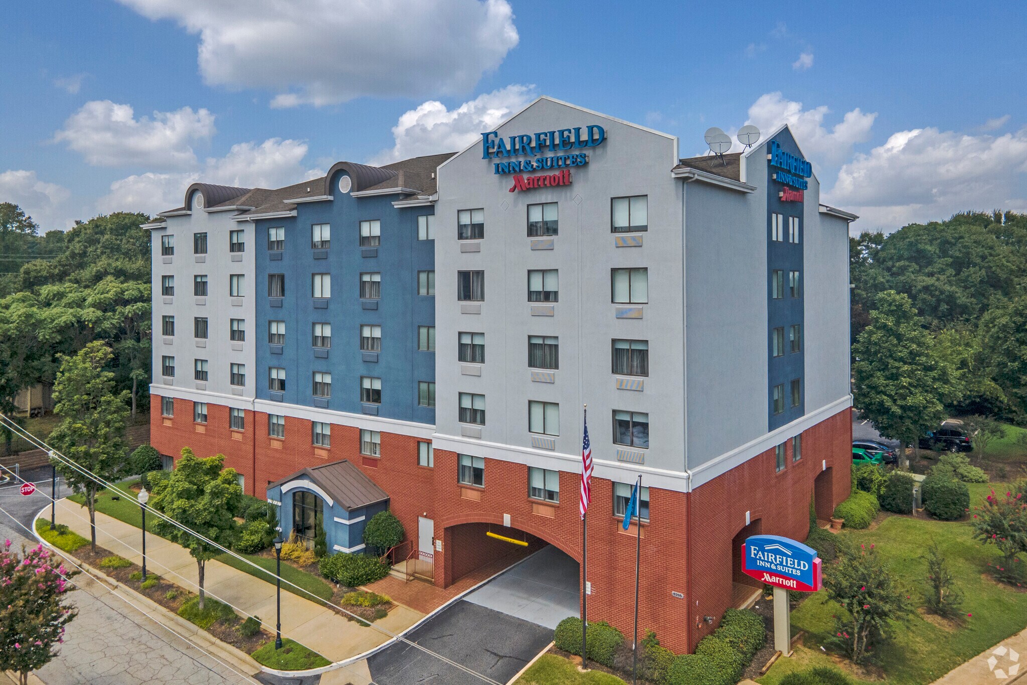 1255 Walker Ave, East Point, GA à vendre Photo principale- Image 1 de 28