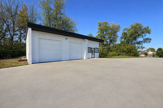 Plus de détails pour 6N592 Route 25, Saint Charles, IL - Commerce de détail à vendre