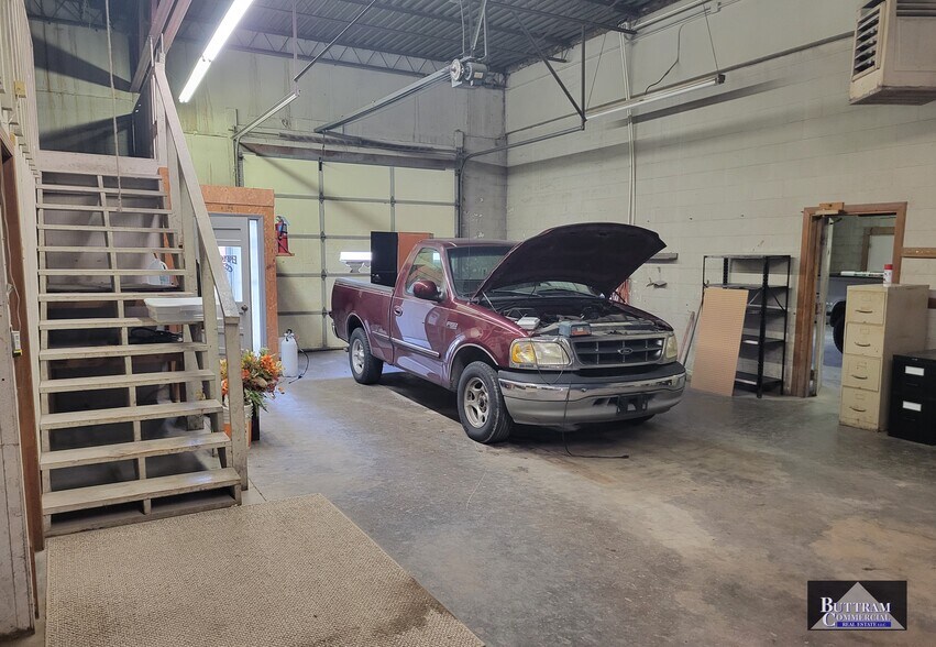 1801 N Osage Blvd, Nevada, MO à louer - Photo du bâtiment - Image 2 de 5