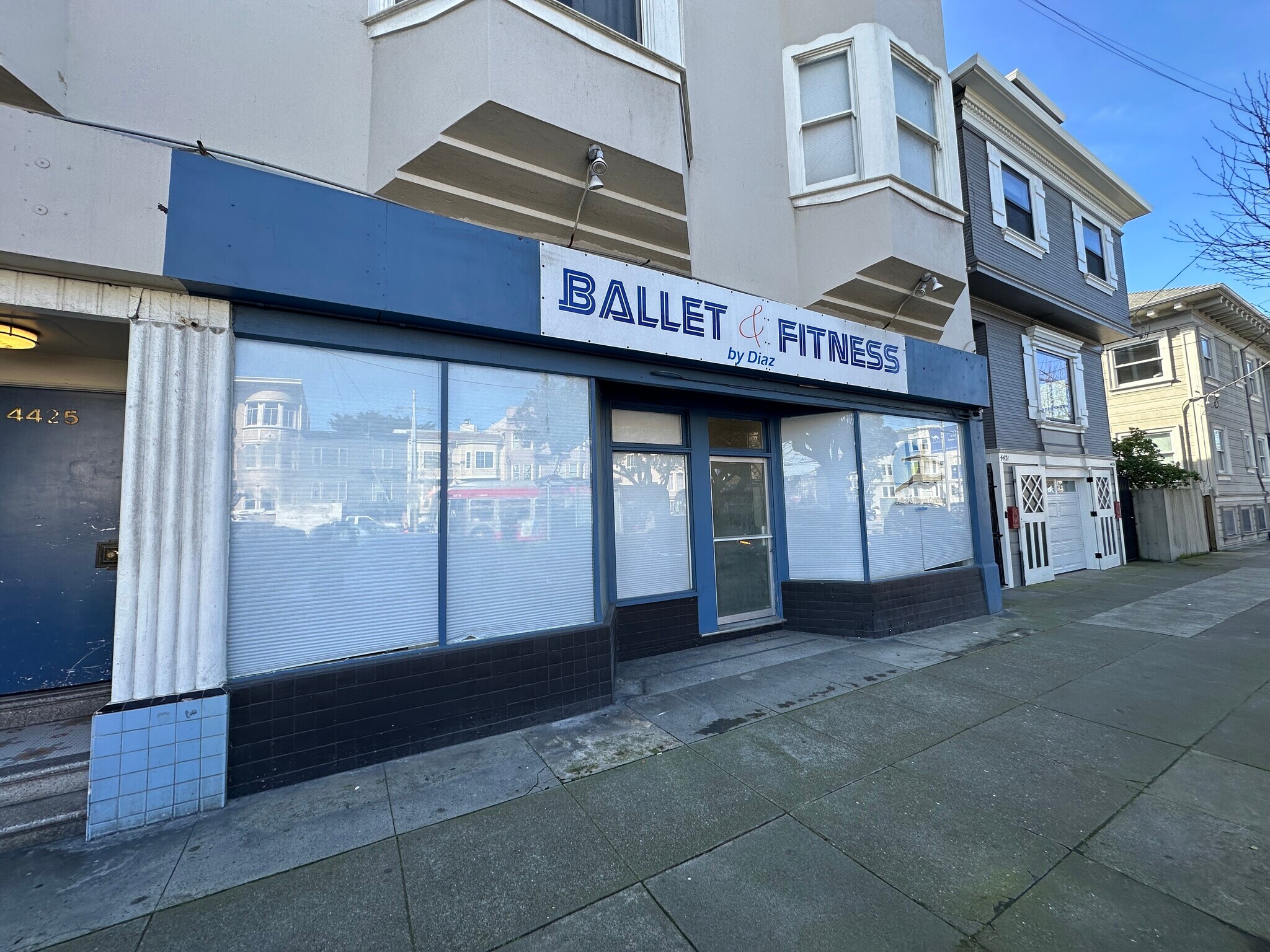 4405-4429 California St, San Francisco, CA à louer Photo du bâtiment- Image 1 de 4