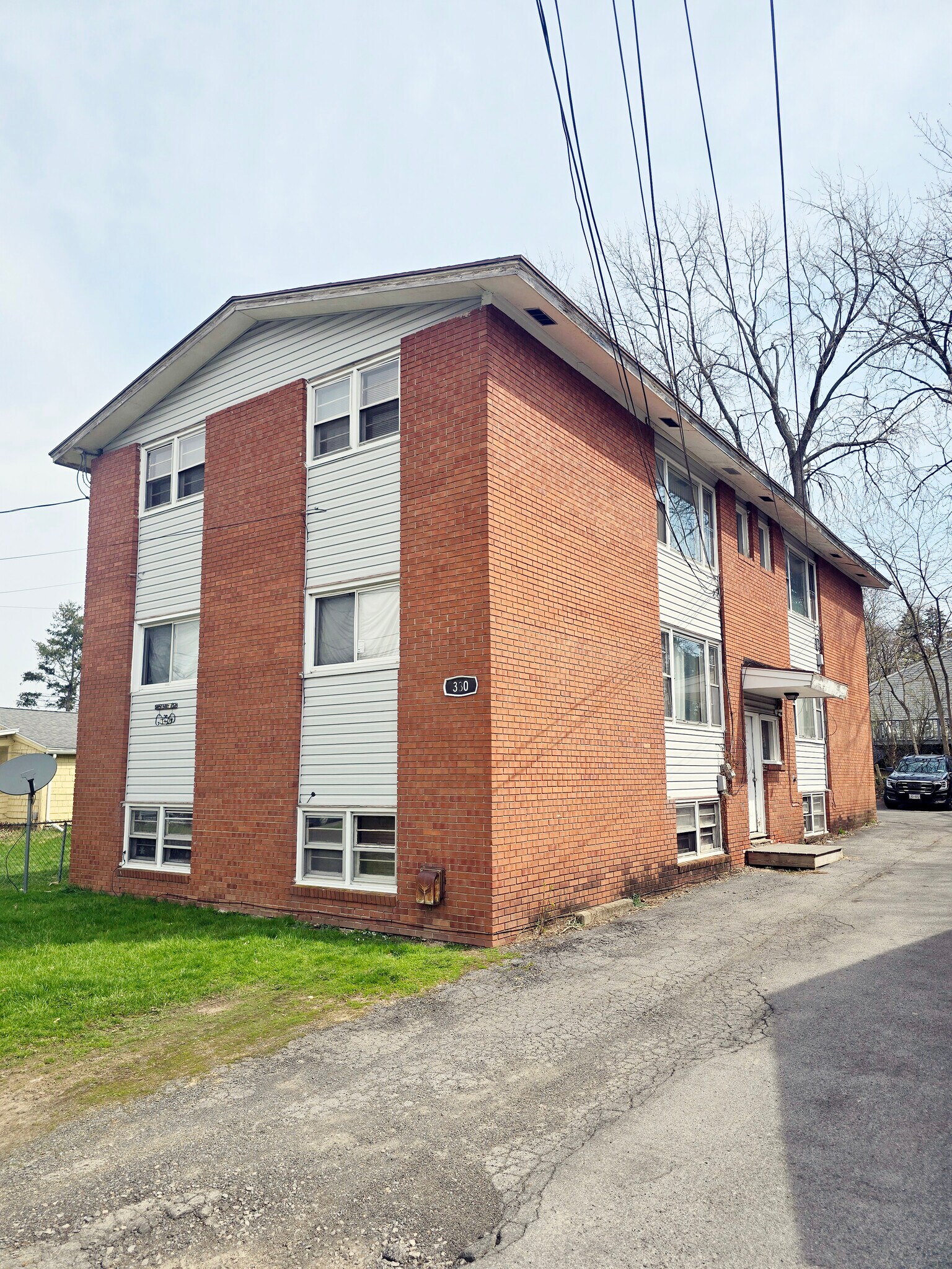 328-330 Ashdale Ave, Syracuse, NY à vendre Photo principale- Image 1 de 5
