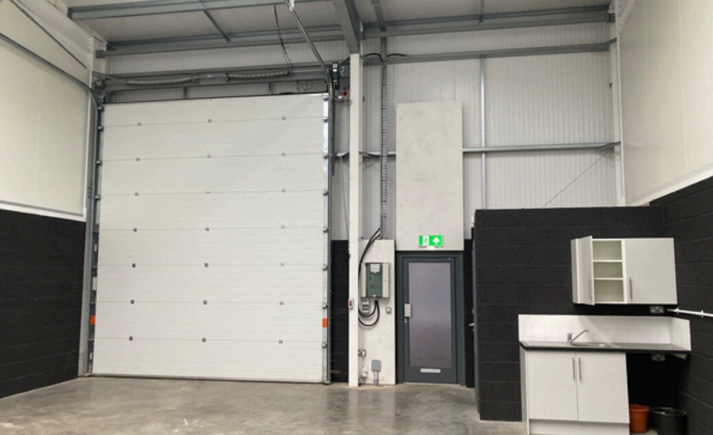 York Road Industrial Est, Malton, NYK YO17 6AB - Unité 7 - - Photo intérieure - Image 1 of 1