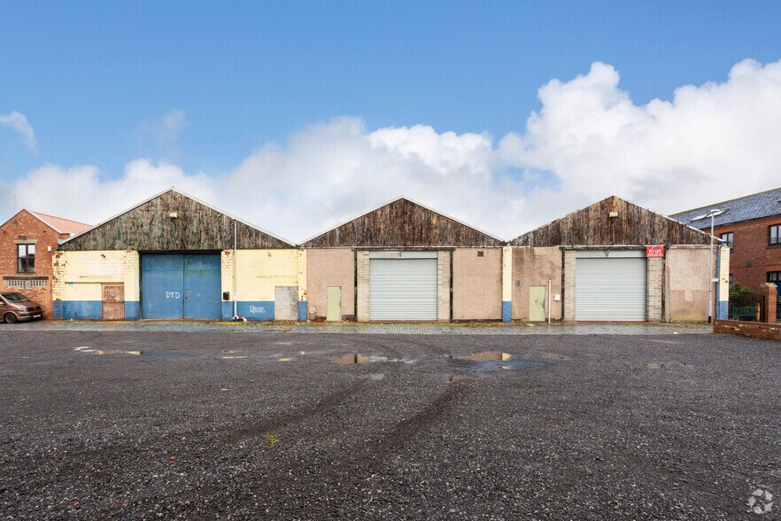 Weir St, Darlington à louer - Photo du bâtiment - Image 2 de 3