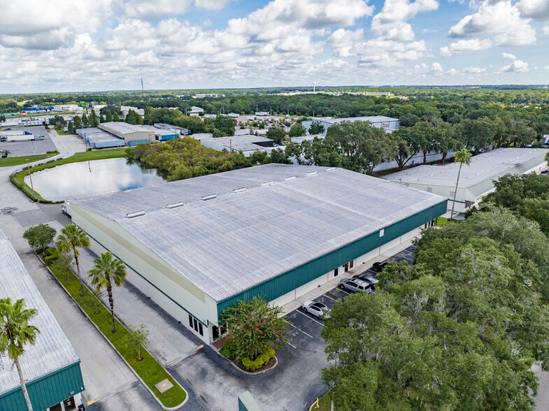 5725 New Tampa Hwy, Lakeland, FL for lease - Building Photo - Image 1 of 6