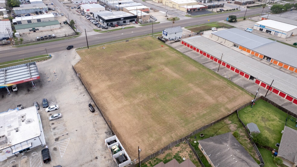 6802 Weber Rd, Corpus Christi, TX for lease - Aerial - Image 2 of 11