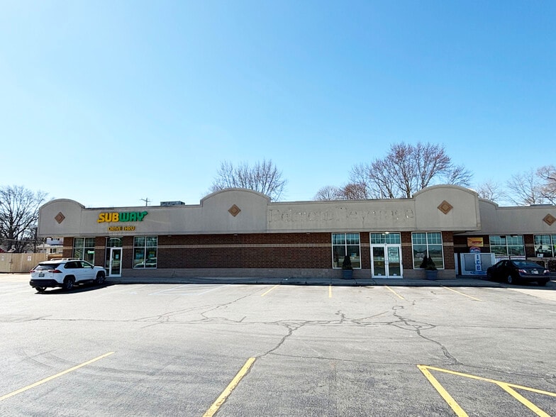 8972 N US Highway 24 E, Roanoke, IN à louer - Photo du bâtiment - Image 2 de 10