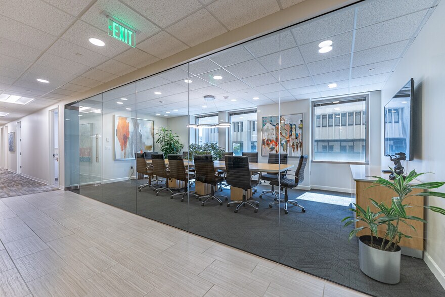 210 W Pennsylvania Ave, Towson, MD à louer - Photo intérieure - Image 3 de 10
