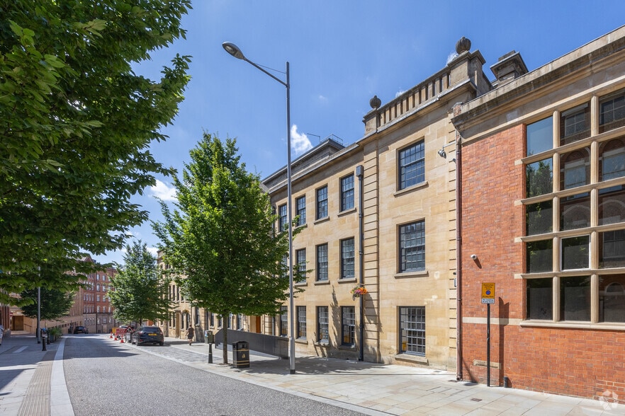 24 Guildhall Rd, Northampton for lease - Building Photo - Image 2 of 9