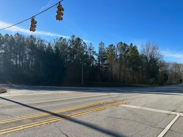 2010 Hwy 72 Byp, Greenwood, SC for sale - Building Photo - Image 2 of 4