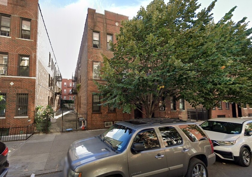 4715 47th St, Woodside, NY for sale - Building Photo - Image 1 of 13