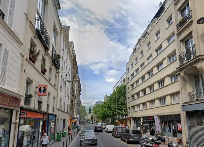 Retail in Paris for lease Building Photo- Image 1 of 4