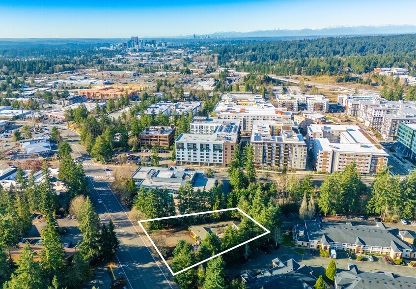 15700 Bel Red Rd, Bellevue, WA à vendre - Photo du bâtiment - Image 2 de 10