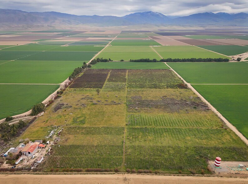 3265 Valpredo Rd, Arvin, CA à vendre - Photo du bâtiment - Image 3 de 14