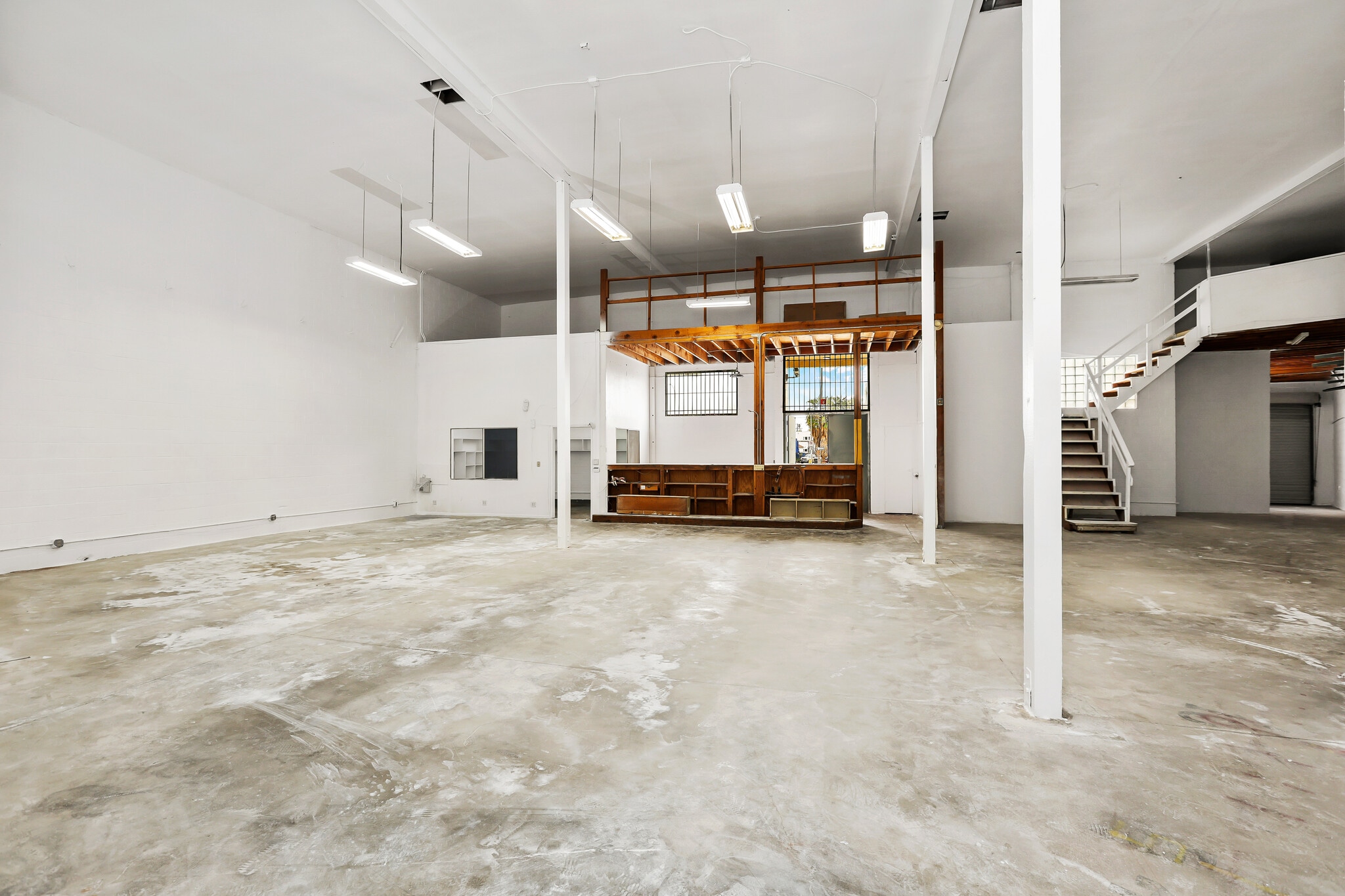 4931 Venice Blvd, Los Angeles, CA for lease Building Photo- Image 1 of 26