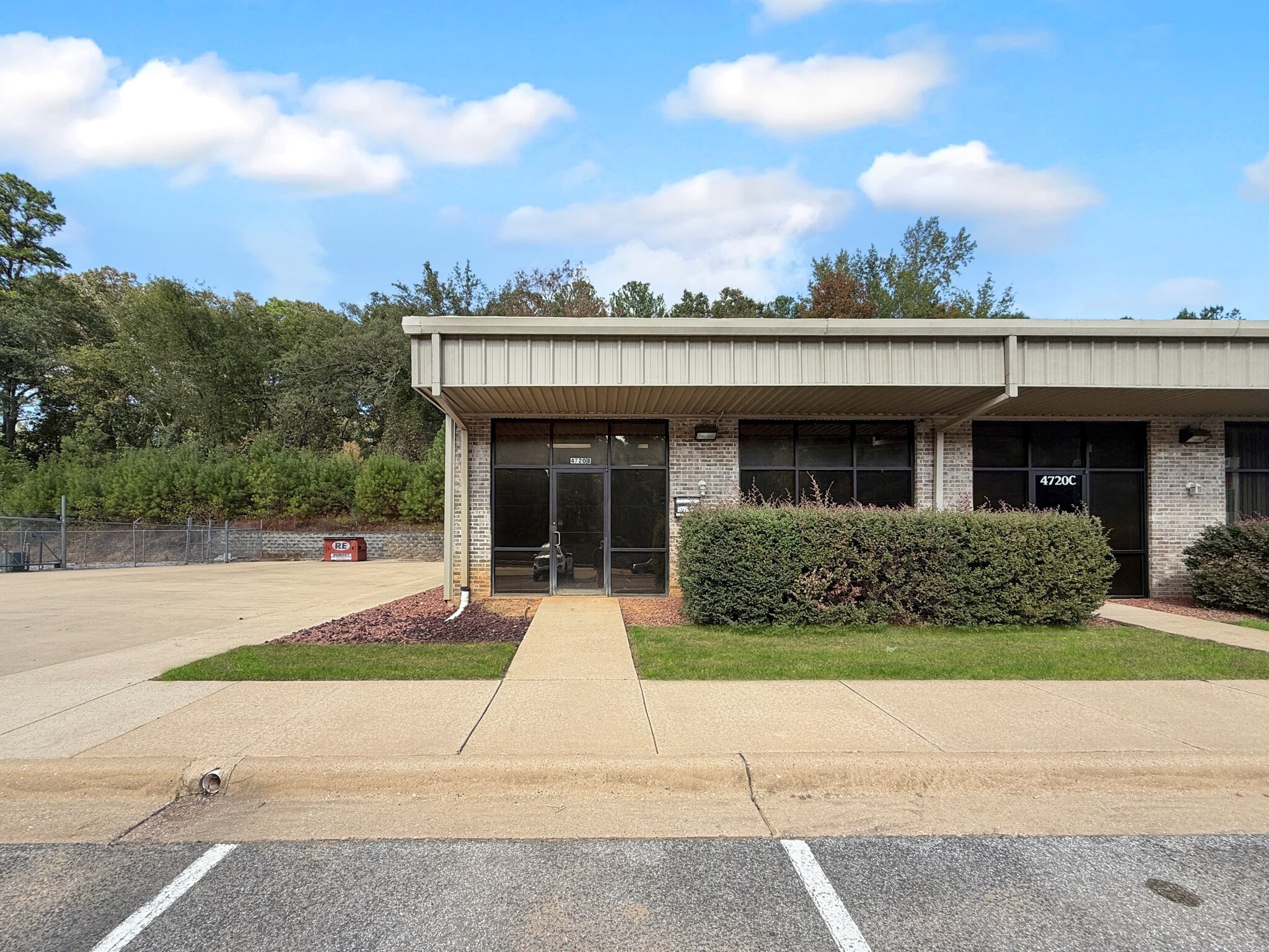 4720 University Blvd E, Tuscaloosa, AL for lease Primary Photo- Image 1 of 18