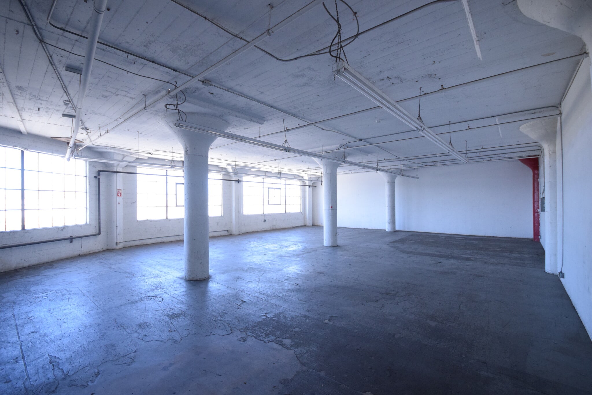 2155 E 7th St, Los Angeles, CA for lease Interior Photo- Image 1 of 5