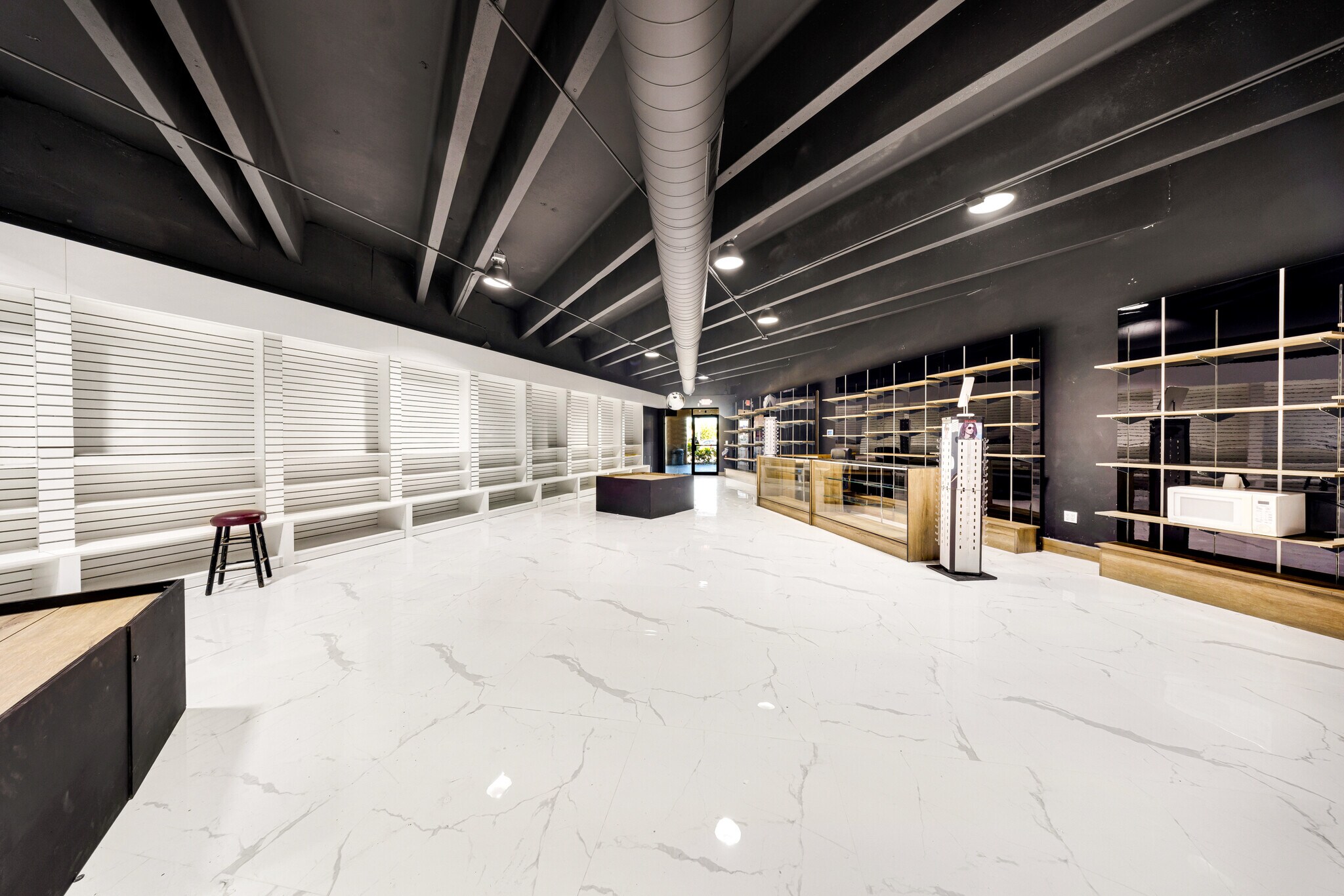 380 E 9th St, Hialeah, FL à louer Photo principale- Image 1 de 18