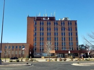 Plus de détails pour 630 S Central Ave, Marshfield, WI - Bureau à louer