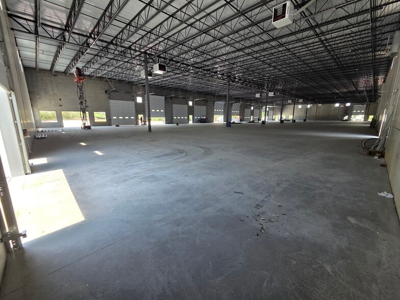 1720 Workers Ct, Joliet, IL for lease - Building Photo - Image 3 of 14