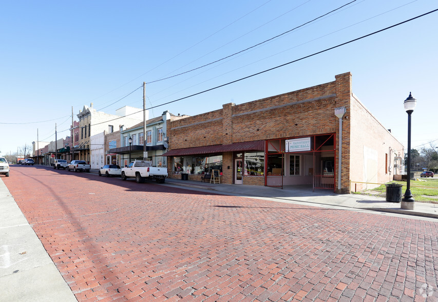 119 S Main St, Farmersville, TX for sale - Building Photo - Image 3 of 11