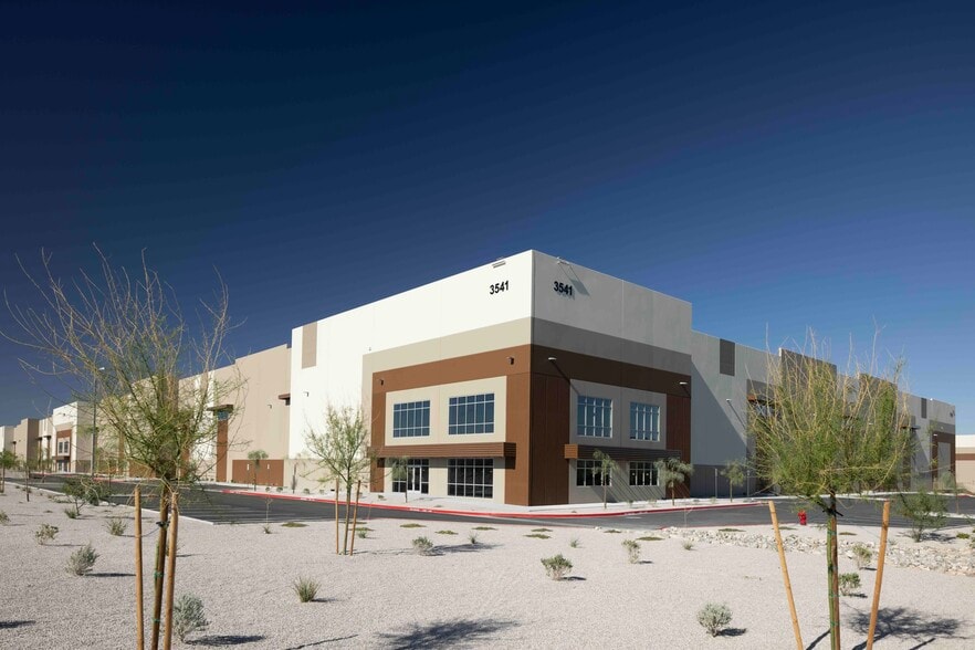 Volunteer & Paradise, Henderson, NV for lease - Building Photo - Image 3 of 8