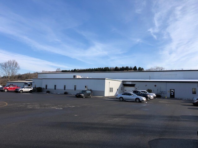 44 River St, Cortland, NY for lease - Building Photo - Image 1 of 5