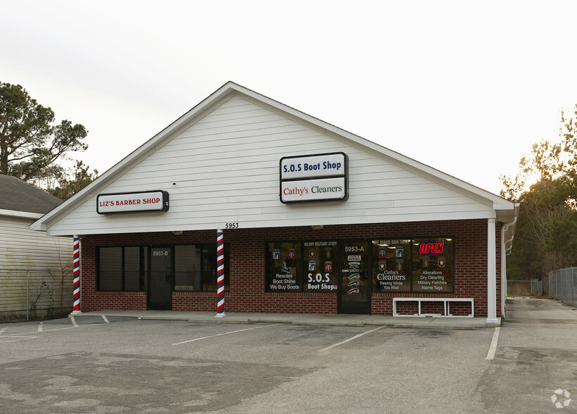 5953 Yadkin Rd, Fayetteville, NC for lease - Building Photo - Image 1 of 10