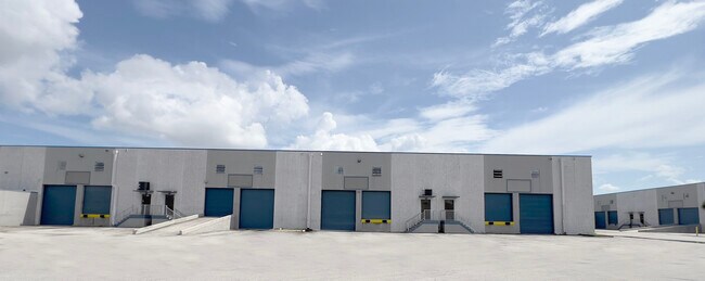 More details for 8799 NW 99th St, Medley, FL - Industrial for Lease