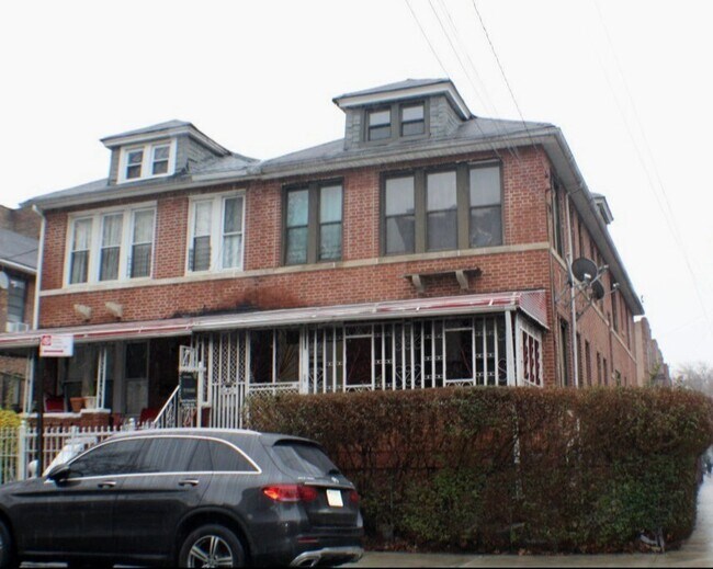 More details for 1040 Willmohr St, Brooklyn, NY - Multifamily for Sale