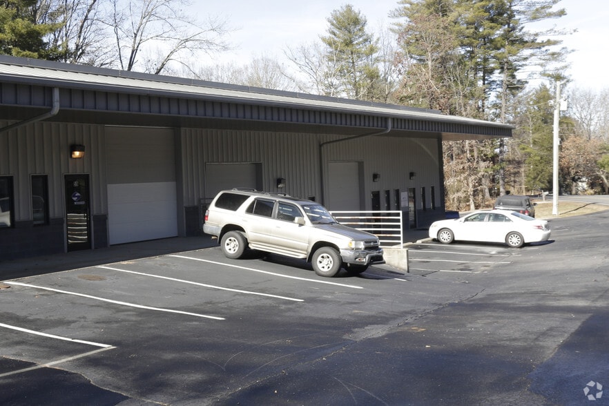 55-63 Bradley Branch Rd, Arden, NC for lease - Building Photo - Image 2 of 9