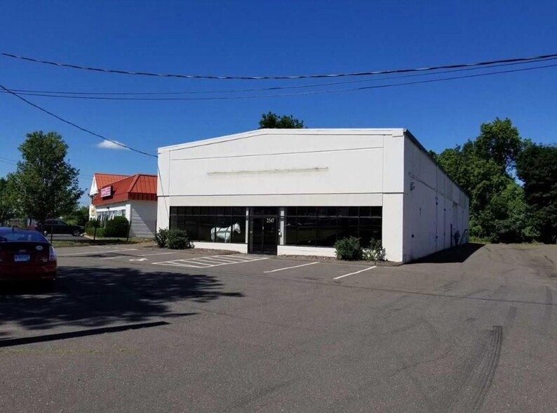 2547 Berlin Tpke, Newington, CT for sale - Building Photo - Image 1 of 1