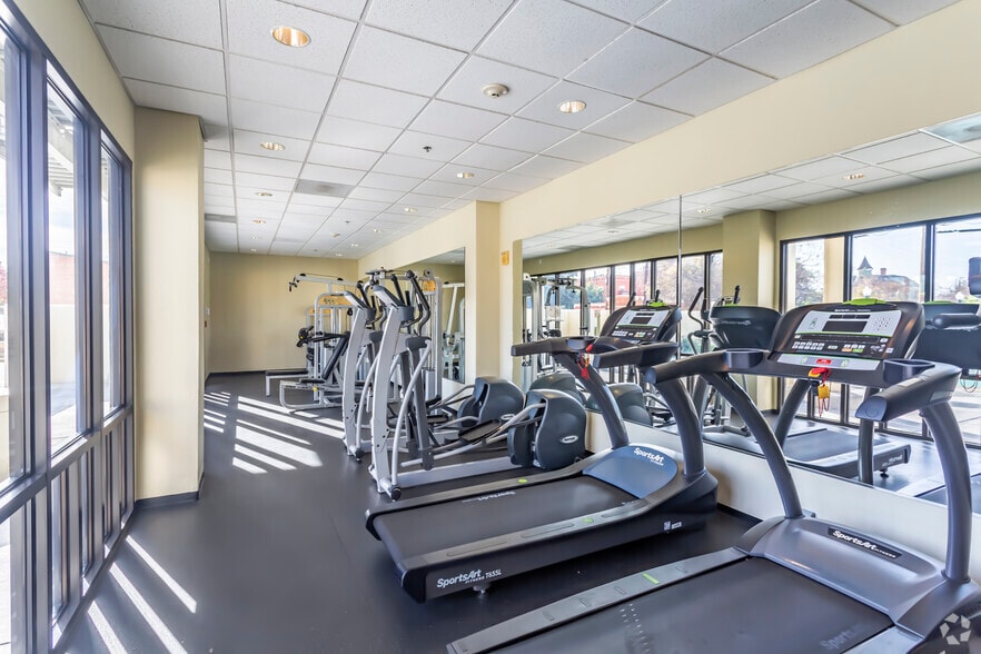 801 National City Blvd, National City, CA for sale - Interior Photo - Image 2 of 18