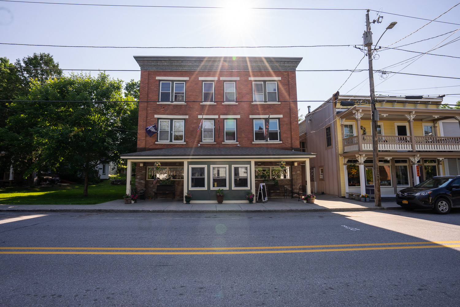 27 Main St, North Bennington, VT à vendre Photo du bâtiment- Image 1 de 1