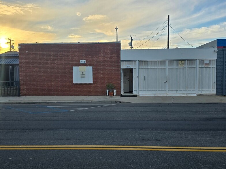 2113 Border Ave, Torrance, CA à vendre - Photo du bâtiment - Image 1 de 21