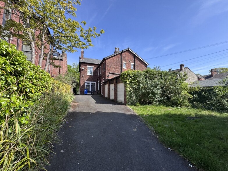 9 Moor Park Ave, Preston à vendre - Photo du bâtiment - Image 3 de 13