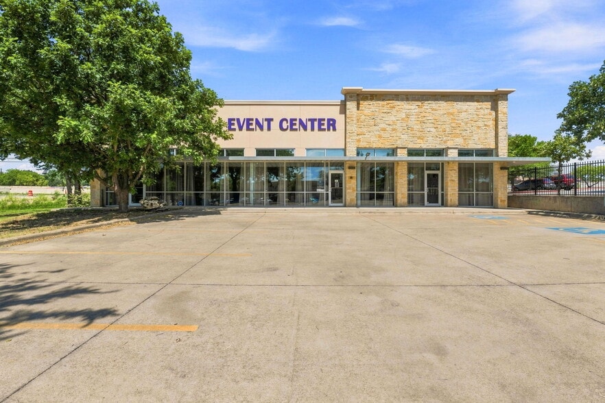 11055 N IH-35, Austin, TX for lease - Building Photo - Image 3 of 38
