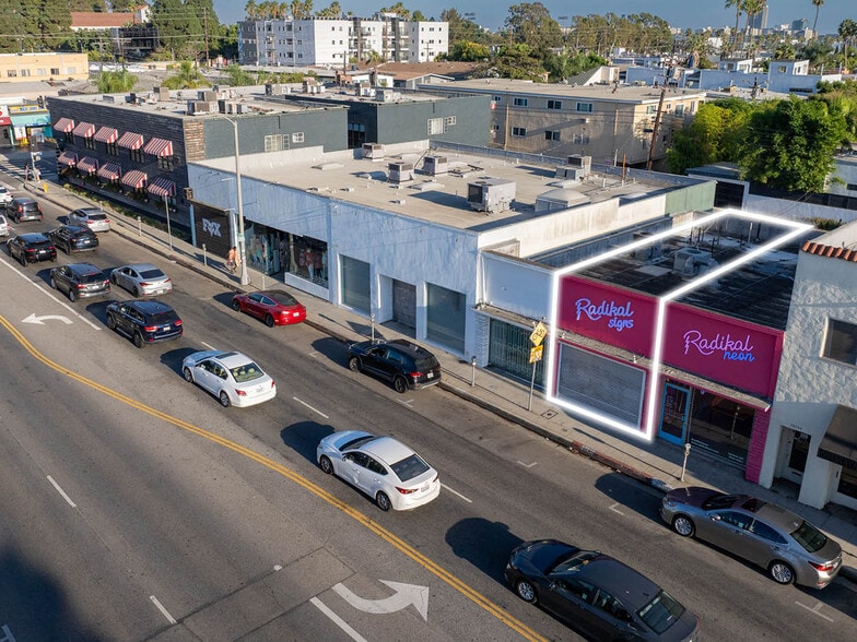 7970-7972 Melrose Ave, Los Angeles, CA à louer - Photo du bâtiment - Image 2 de 4